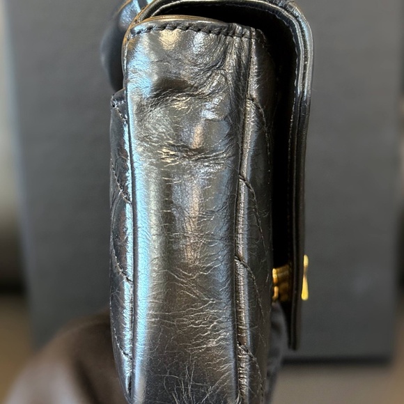 YSL SAINT LAURENT COLLEGE MINI CHAIN BAG IN SHINY CRACKLED LEATHER BLACK - Picture 7 of 16